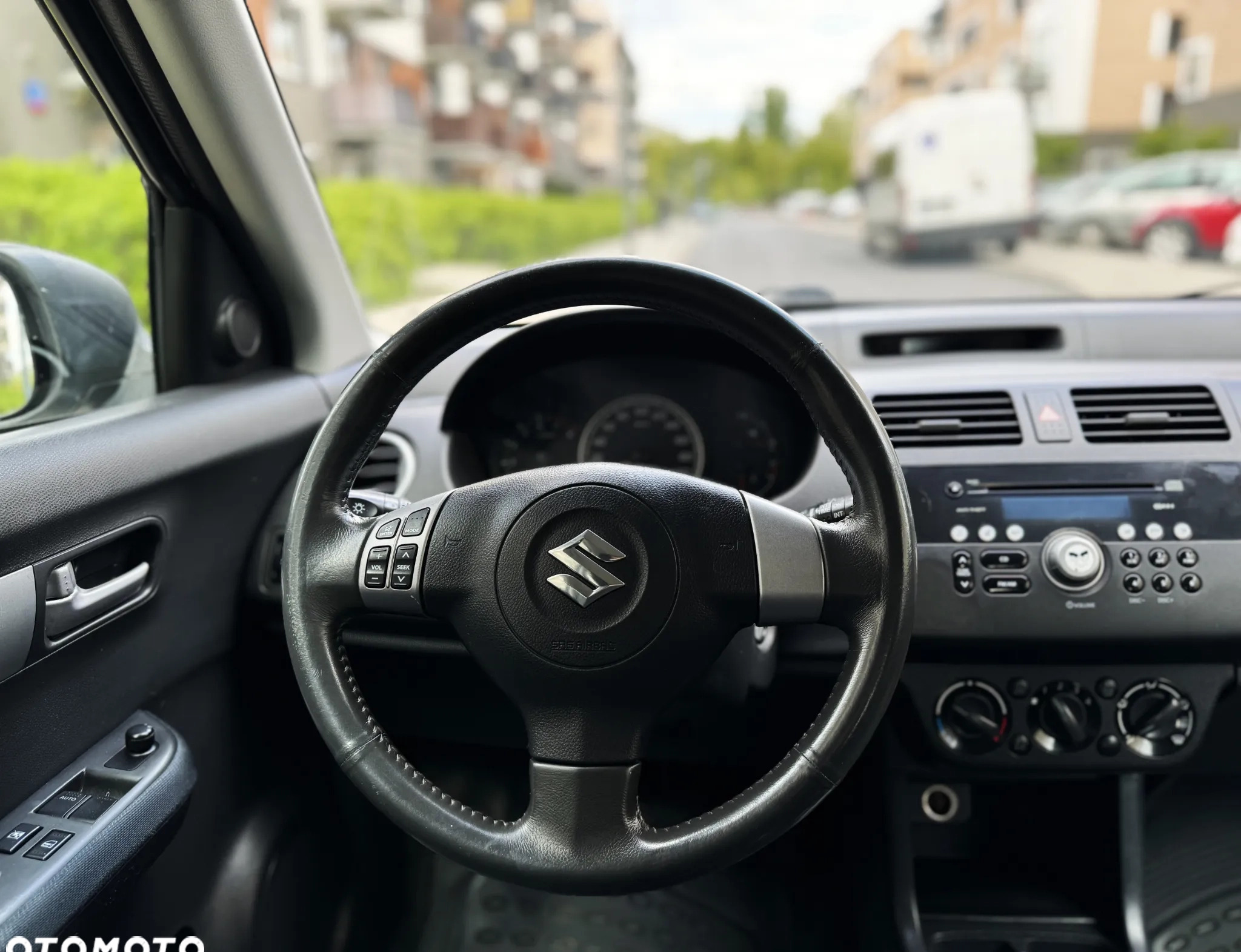 Suzuki Swift cena 14999 przebieg: 229000, rok produkcji 2005 z Warszawa małe 326